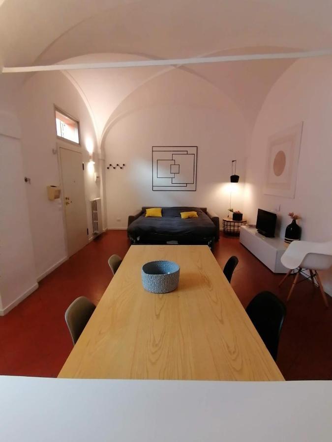 Alemanni House Lägenhet Bologna Exteriör bild
